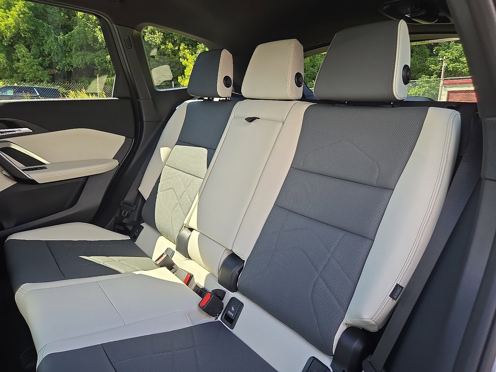 New 2026 BMW X1 xDrive28i w/ Convenience Package image 5