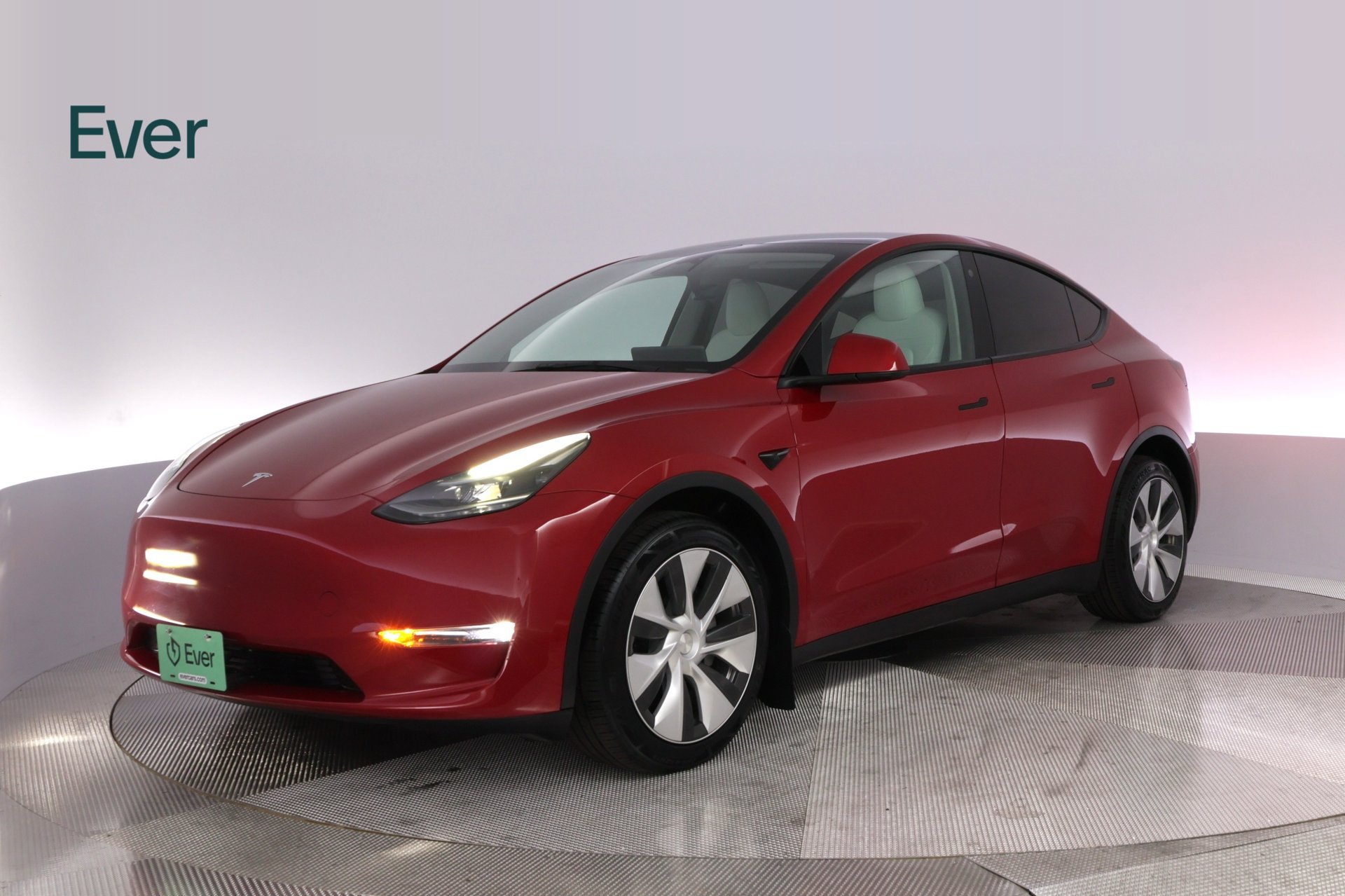 Used 2023 Tesla Model Y Long Range AWD/4WD image 2