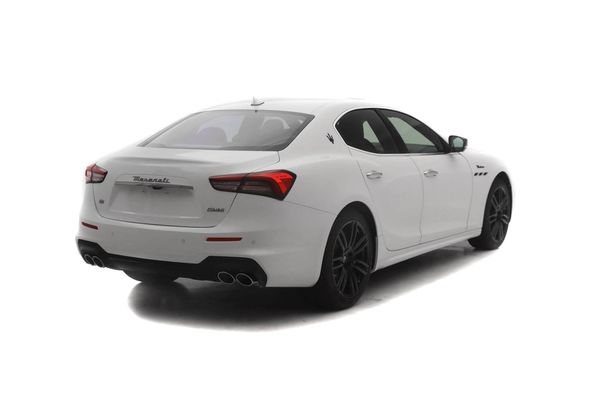 New 2024 Maserati Ghibli Modena Ultima Q4 AWD/4WD image 4