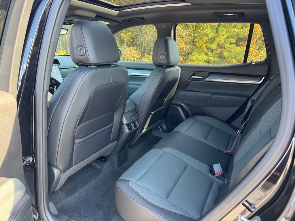 New 2026 GMC Terrain AT4 w/ Convenience Package III image 23