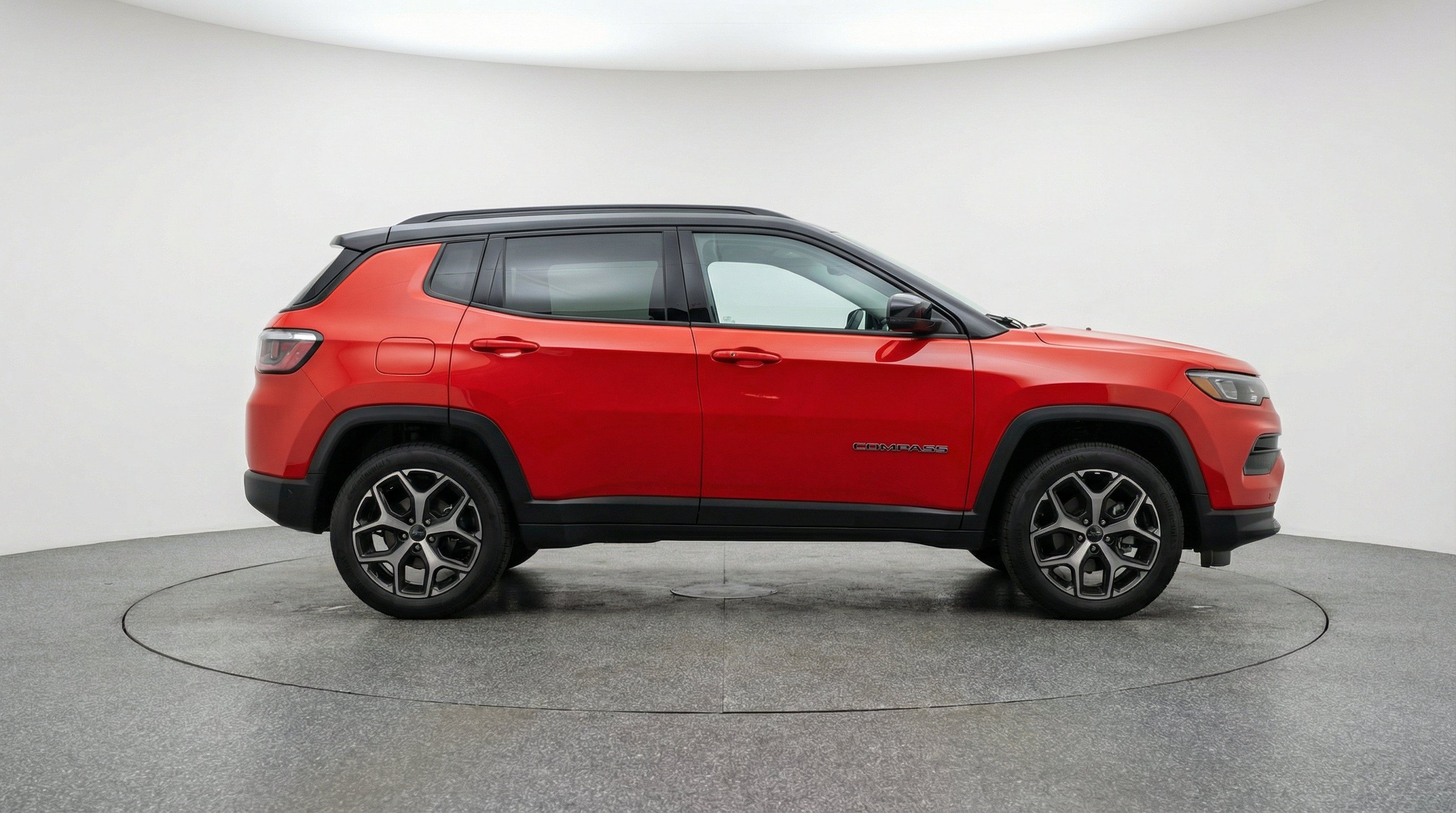 Used 2025 Jeep Compass Limited AWD/4WD image 11