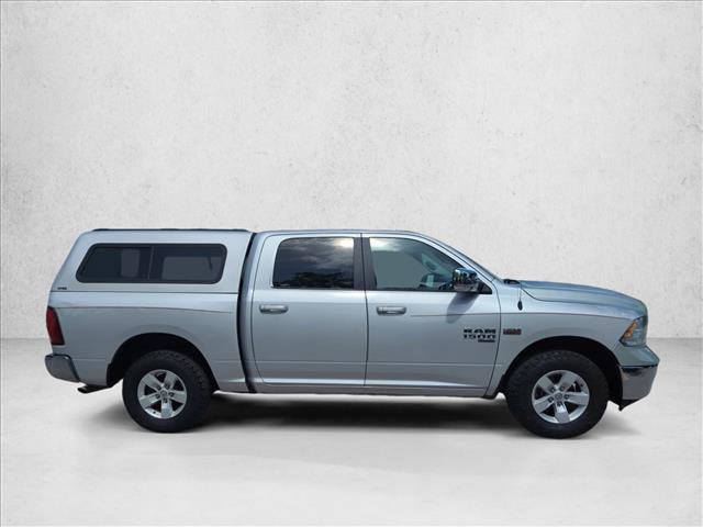 Used 2019 RAM 1500 Classic SLT w/ Luxury Group AWD/4WD image 4