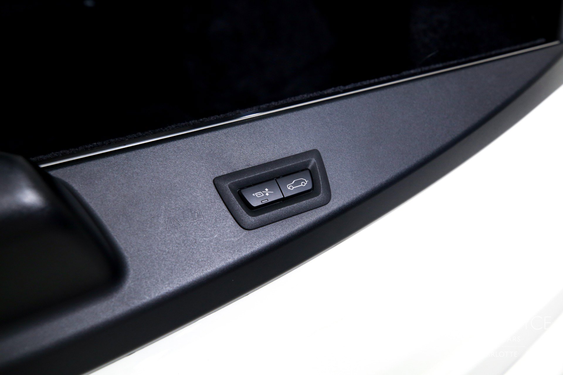 Used 2020 Rolls-Royce Cullinan image 27