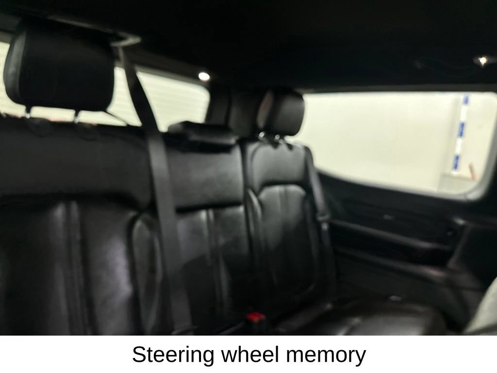 Used 2025 Jeep Wagoneer Series II AWD/4WD image 29