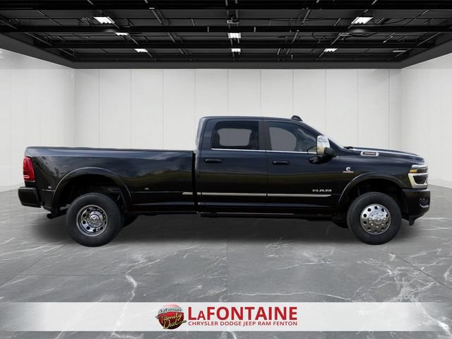New 2026 RAM 3500 Limited AWD/4WD image 21