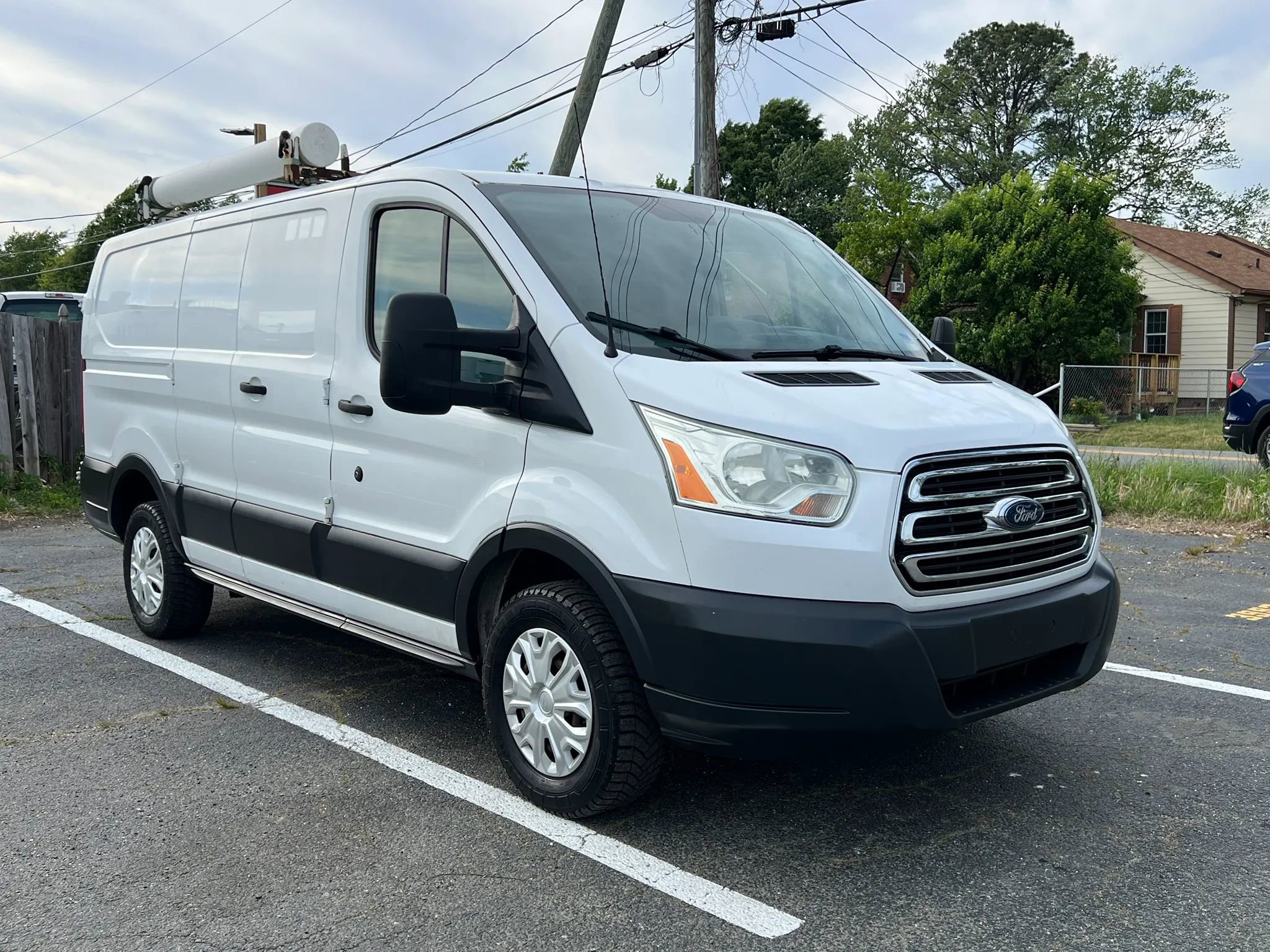 Used 2015 Ford Transit 250 130 Low Roof w/ Exterior Upgrade Package RWD image 67