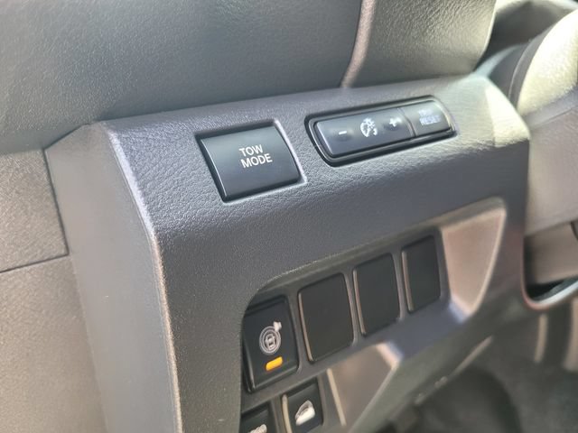 Used 2025 Nissan Frontier PRO-4X w/ Interior Protection Package AWD/4WD image 17