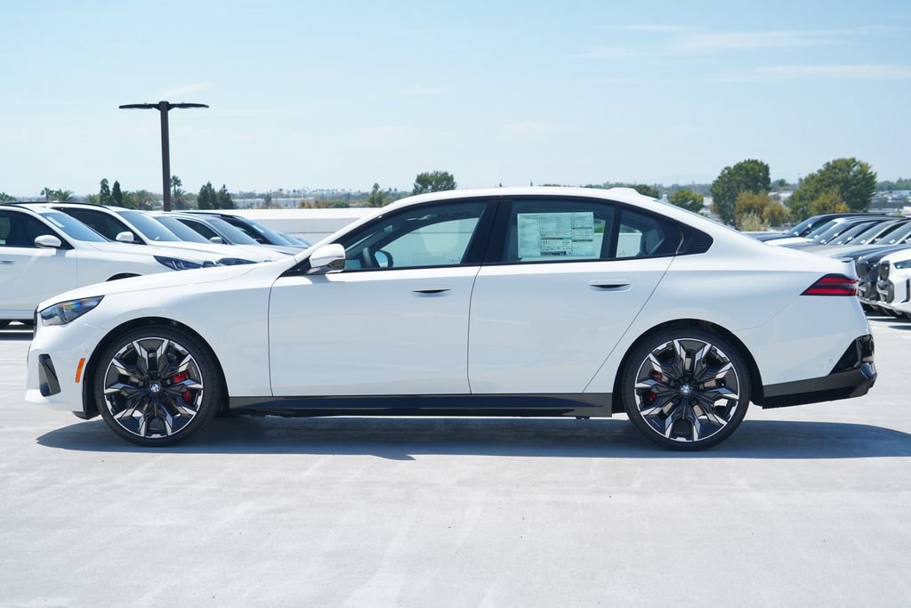 New 2027 BMW 530i w/ M Sport Package RWD image 4