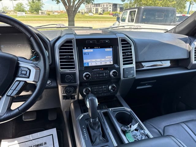 Used 2016 Ford F150 Platinum w/ Equipment Group 701A Luxury AWD/4WD image 18