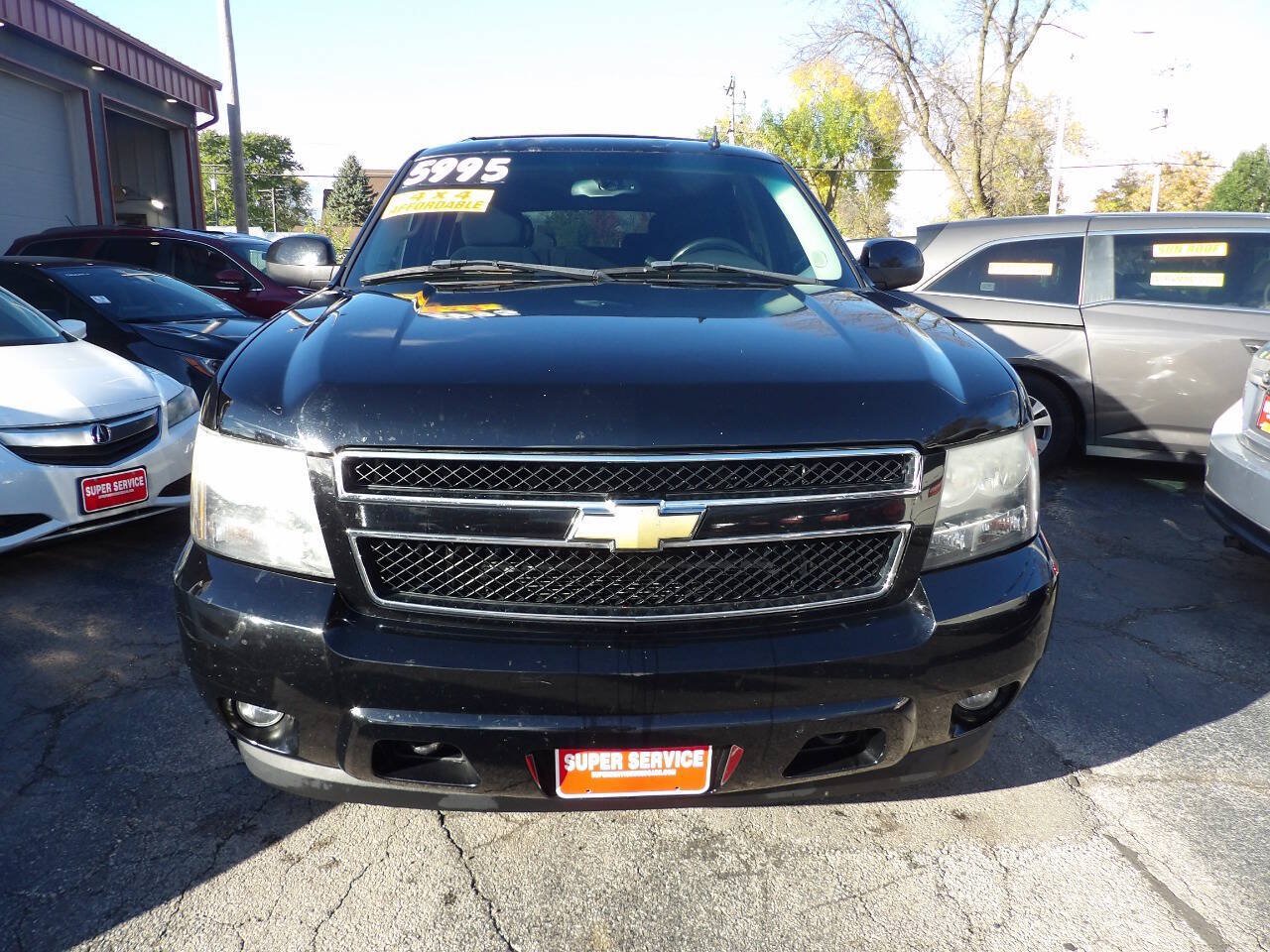 Used 2008 Chevrolet Suburban LT AWD/4WD image 2