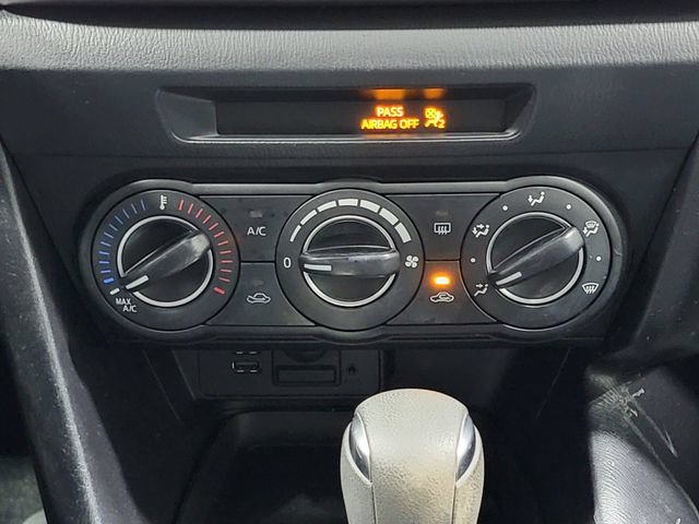 Used 2017 MAZDA MAZDA3 Sport w/ Preferred Equipment Package FWD image 21