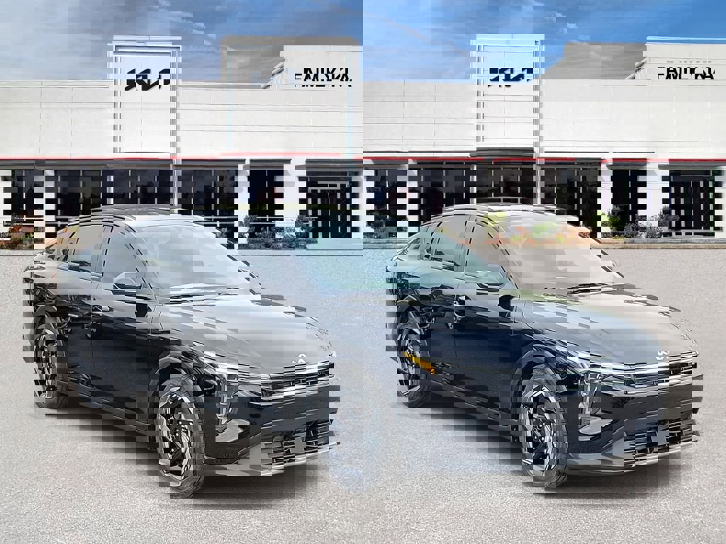 New 2026 Kia K4 EX image 1