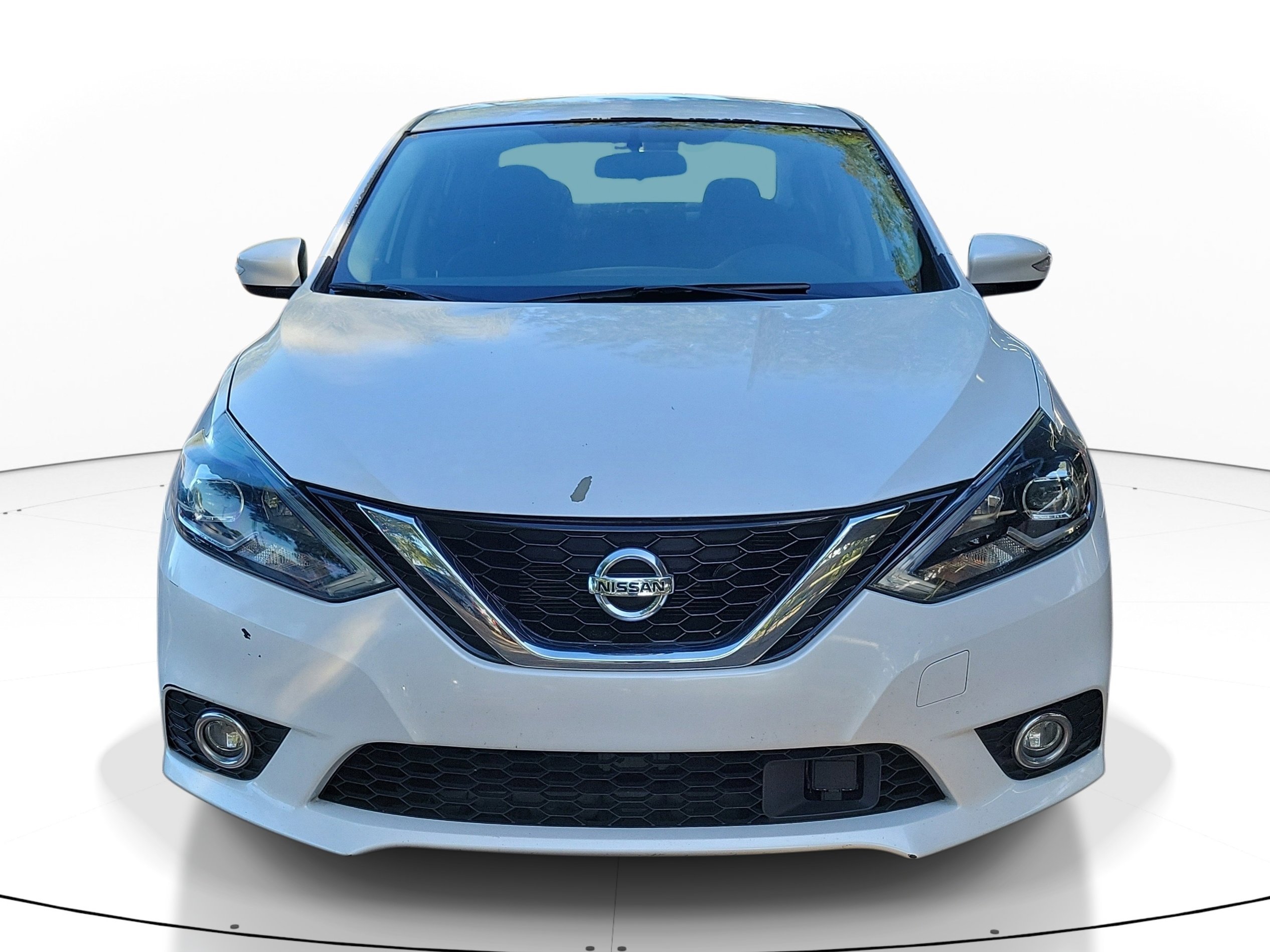 Used 2018 Nissan Sentra SR FWD image 2