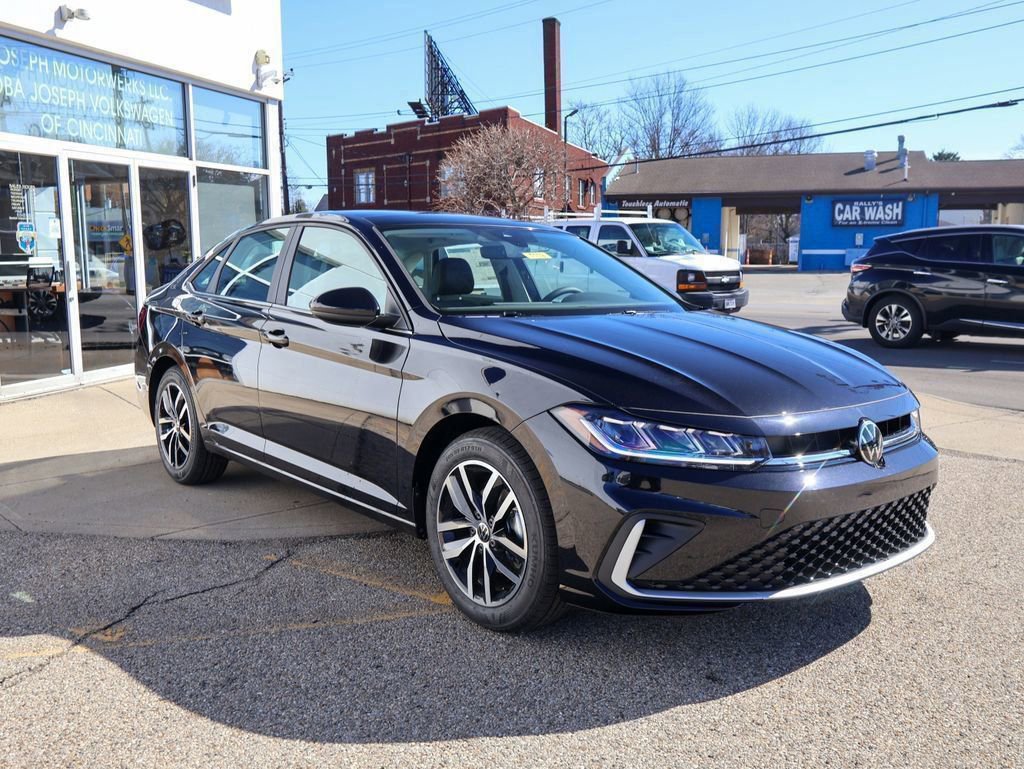 New 2026 Volkswagen Jetta SE FWD image 7