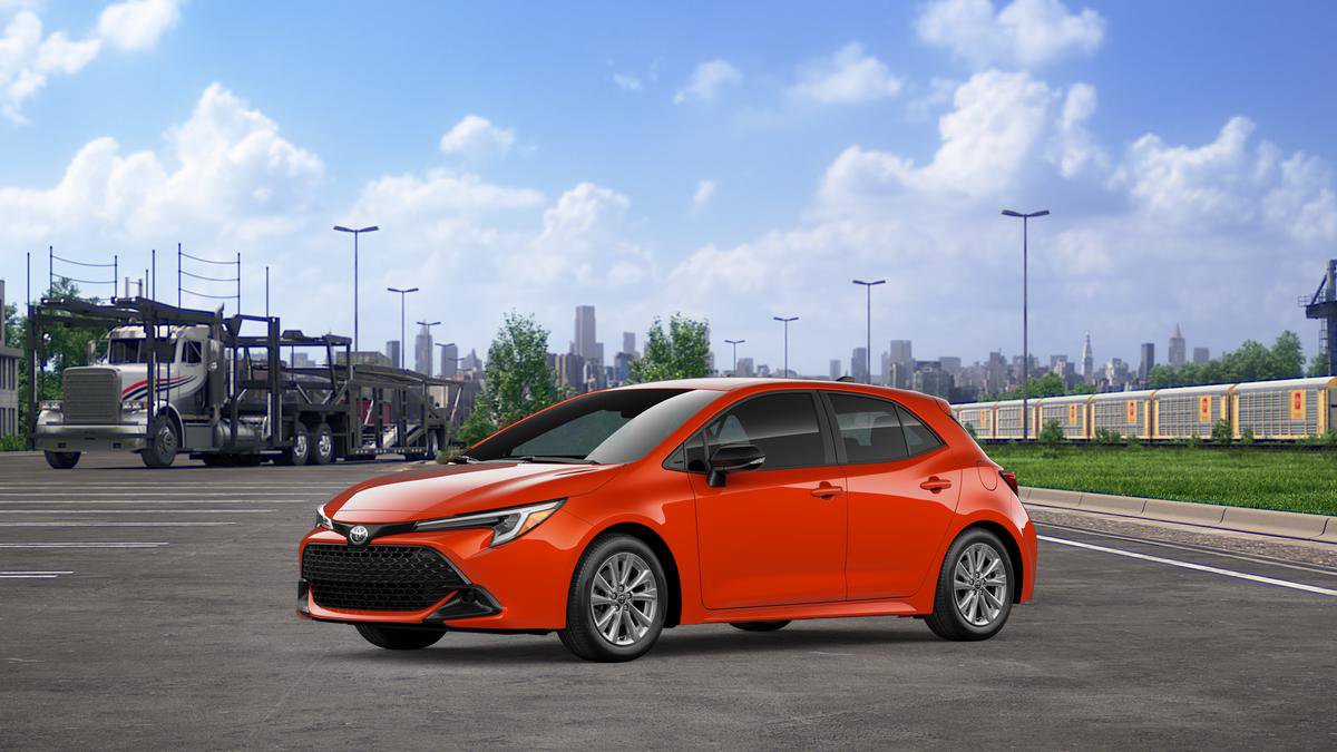 New 2026 Toyota Corolla SE image 2