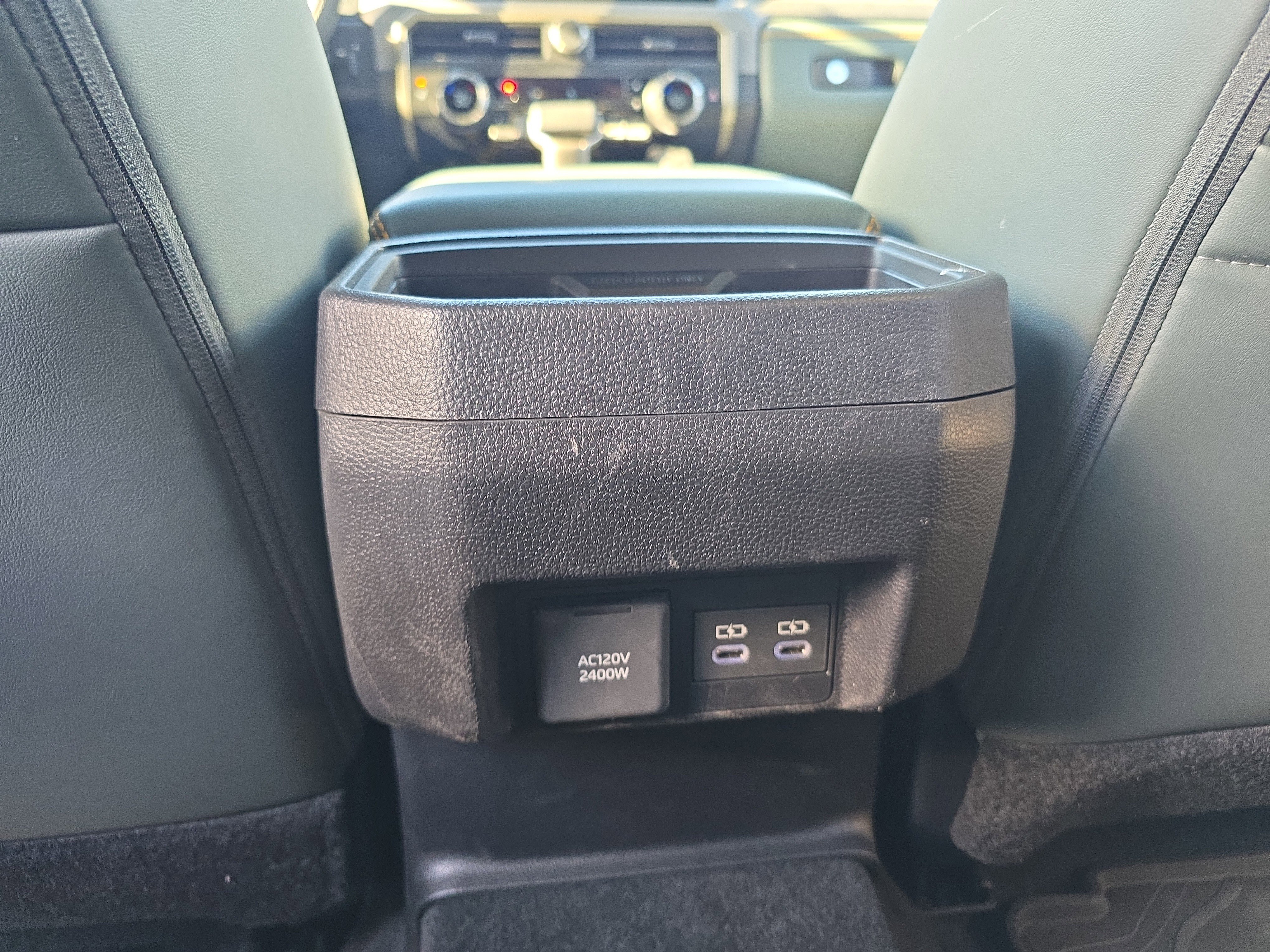 Used 2025 Toyota Tacoma Trailhunter image 18