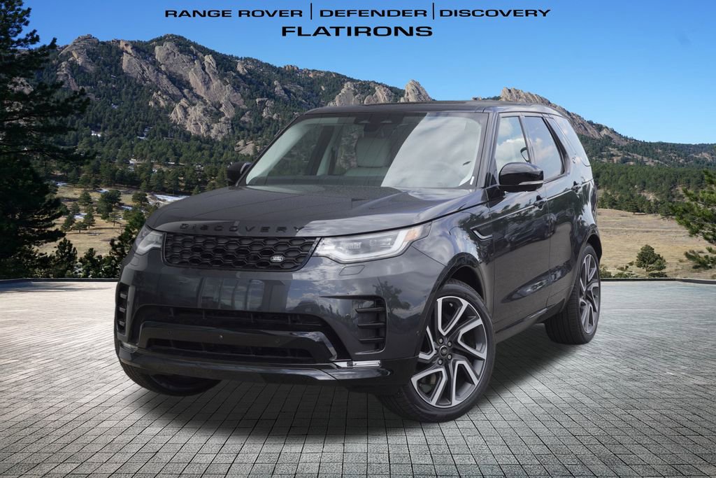 New 2025 Land Rover Discovery Dynamic SE