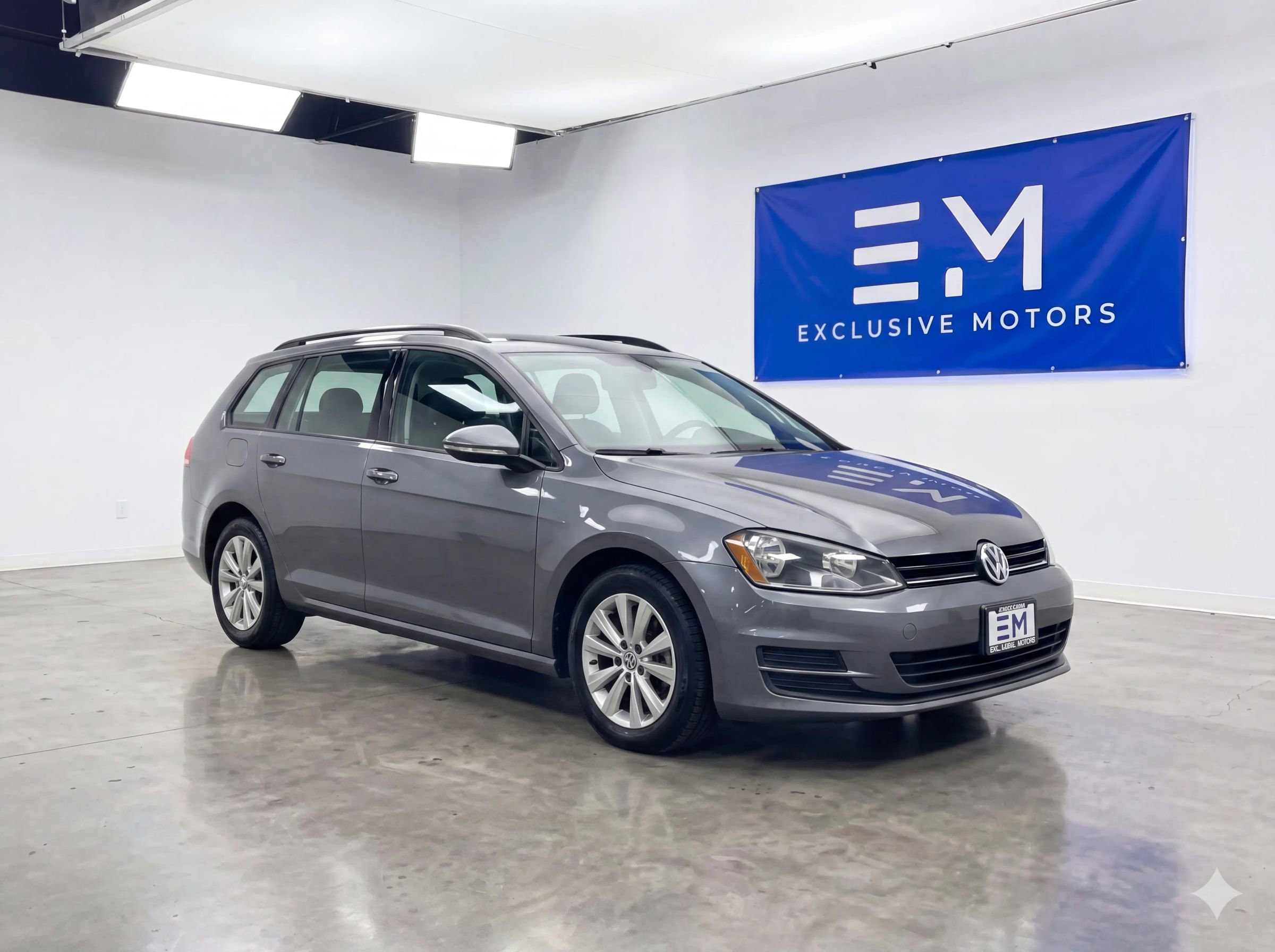 Used 2019 Volkswagen Golf S AWD/4WD image 1