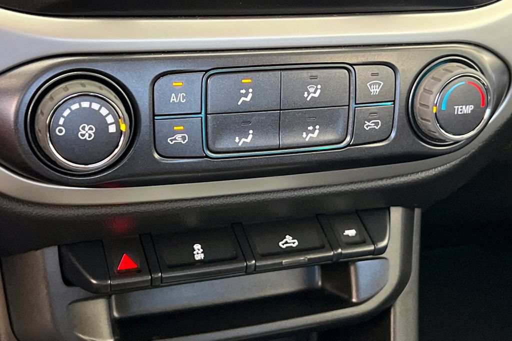 Used 2022 Chevrolet Colorado LT RWD image 21