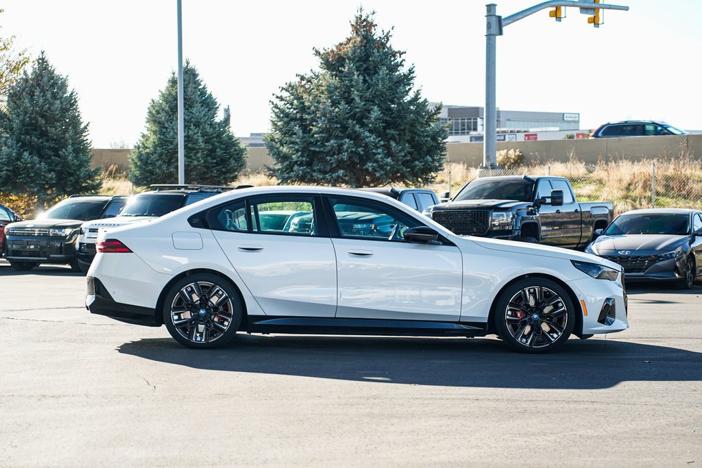 Used 2025 BMW i5 M60 w/ Executive Package image 4