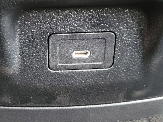 Used 2025 Mercedes-Benz CLA 250 4MATIC image 30