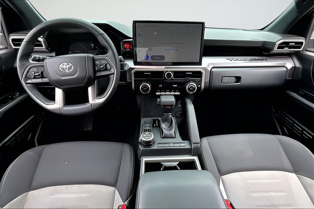 Used 2025 Toyota Tacoma TRD Off-Road AWD/4WD image 7