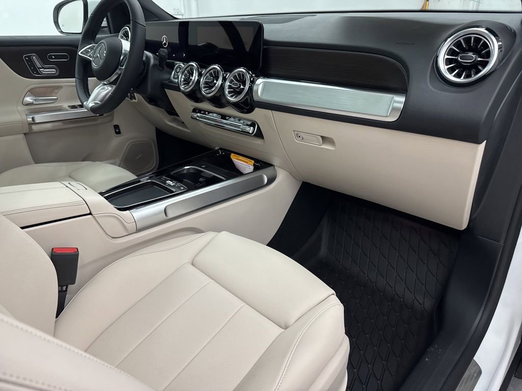 Used 2026 Mercedes-Benz GLB 250 GLB 250 image 28