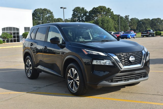 Used 2023 Nissan Rogue SV FWD image 3