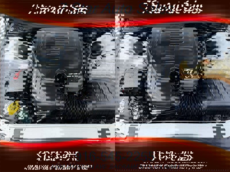 Used 2016 Dodge Challenger SXT w/ Sound Group image 15