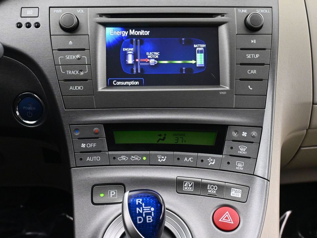 Used 2014 Toyota Prius Two image 28