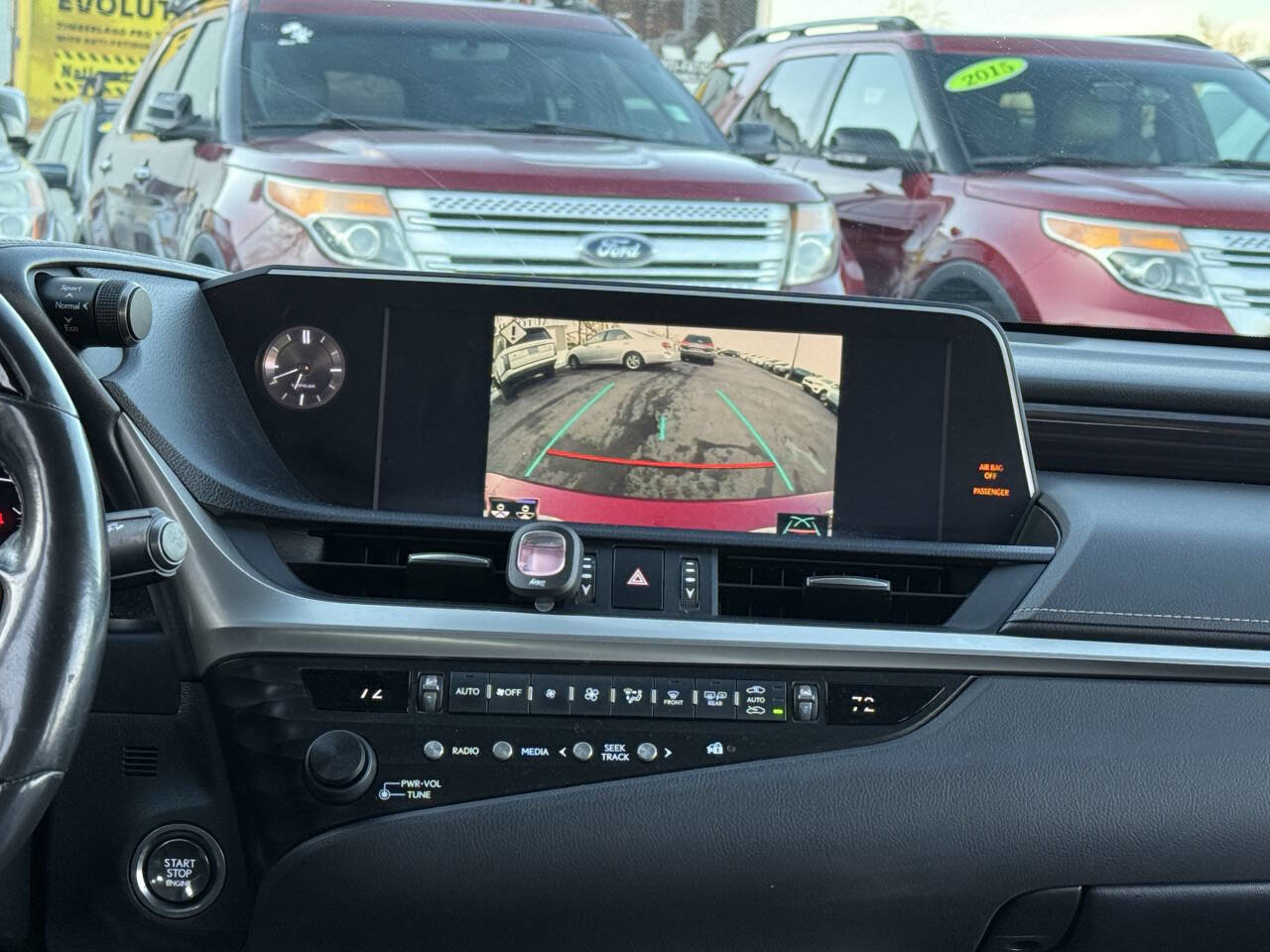 Used 2019 Lexus ES 350 w/ Premium Package FWD image 17