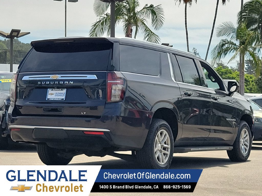 Used 2022 Chevrolet Suburban LT RWD image 11