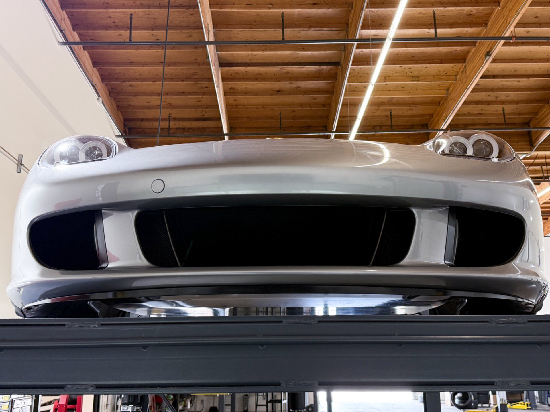 Used 2004 Porsche Carrera GT RWD image 93