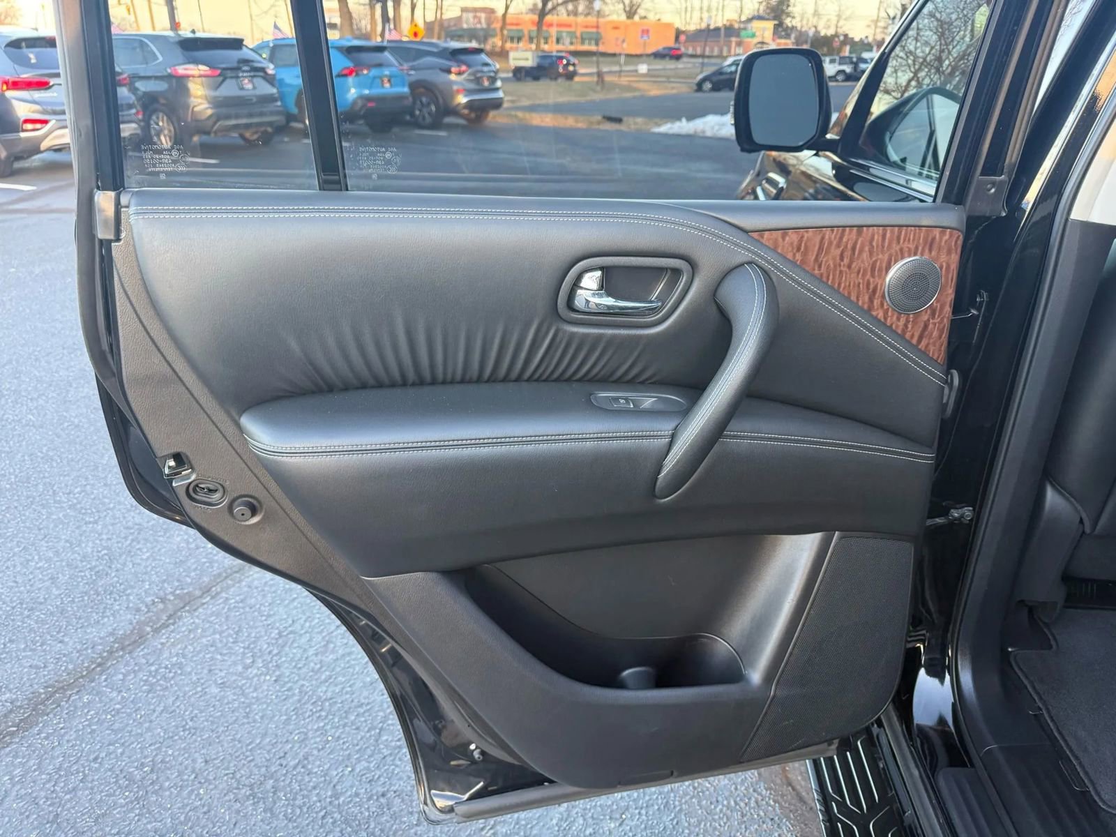 Used 2020 Nissan Armada SL w/ Premium Package AWD/4WD image 34