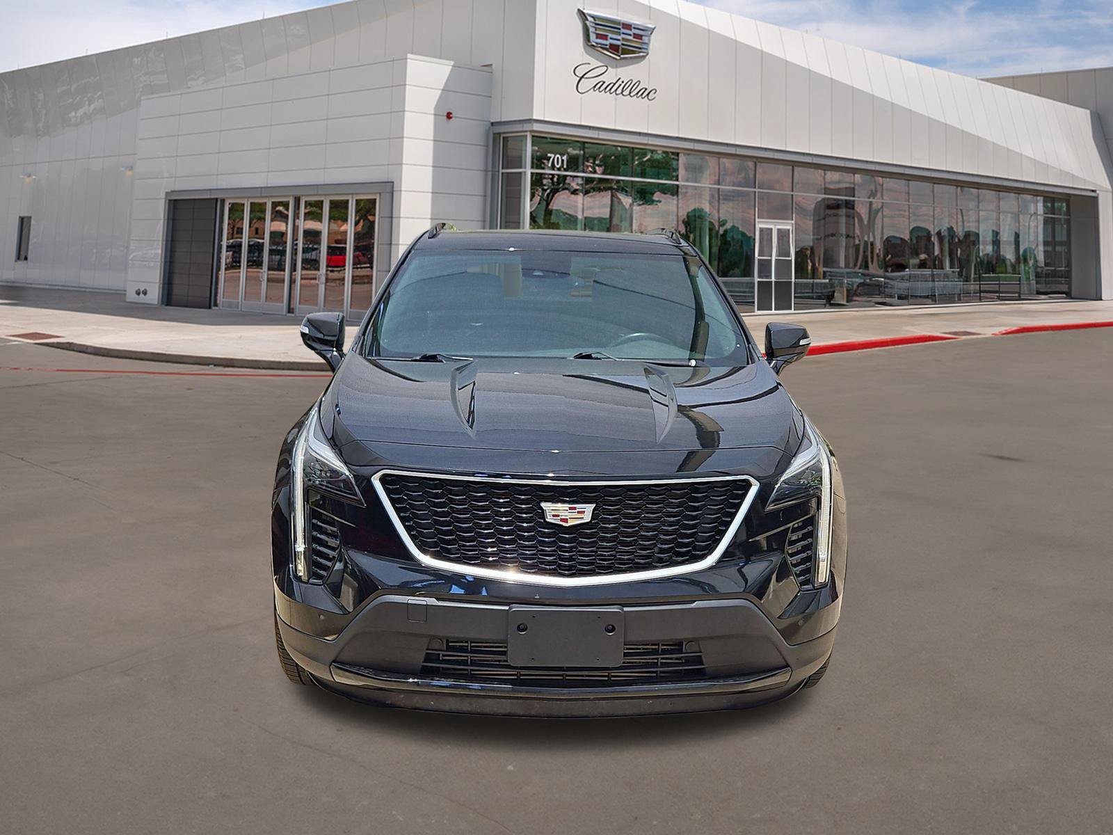 Used 2021 Cadillac XT4 Sport AWD/4WD image 2