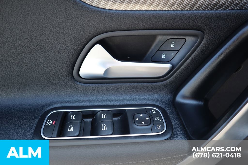 Used 2024 Mercedes-Benz CLA 250 image 16