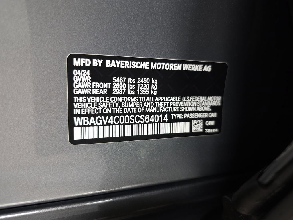 Used 2025 BMW 840i xDrive AWD/4WD image 42