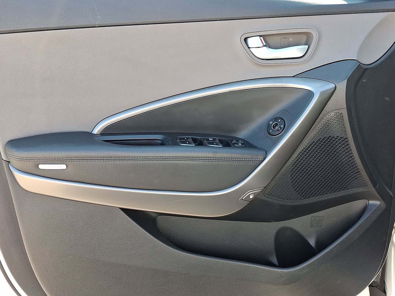 Used 2018 Hyundai Santa Fe Sport AWD/4WD image 25