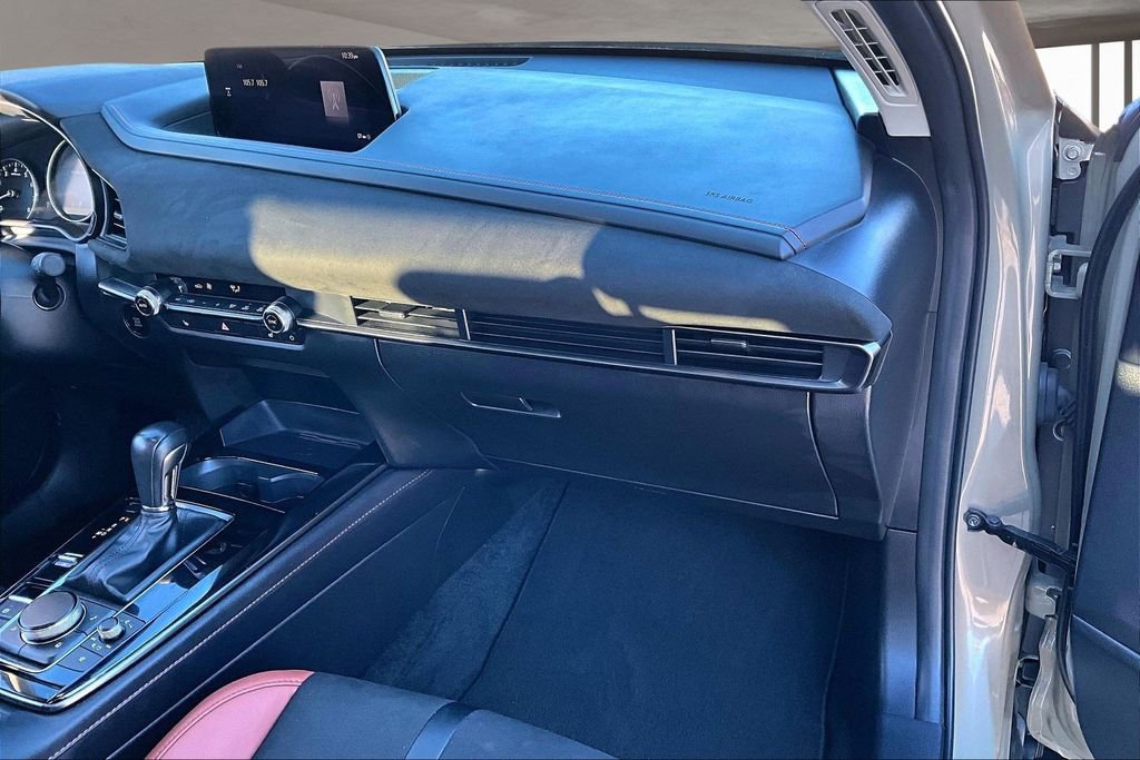 Used 2024 MAZDA CX-30 Carbon image 25