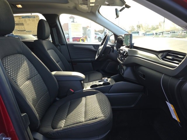 New 2025 Ford Escape Active w/ Cold Weather Package image 18