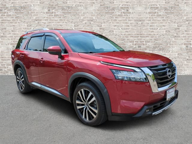 Used 2023 Nissan Pathfinder Platinum w/ Cargo Package