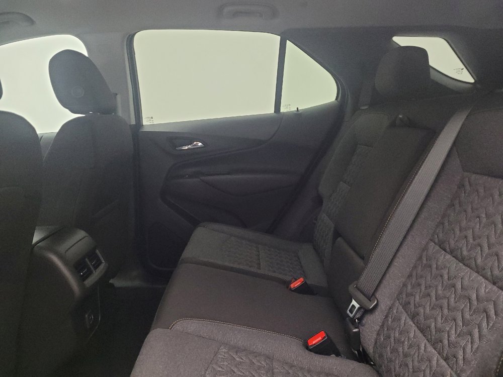 Used 2024 Chevrolet Equinox LT w/ LPO, Floor Liner Package FWD image 18
