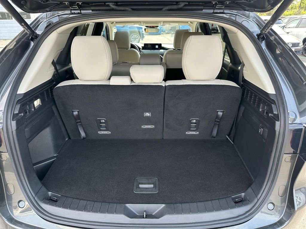 Used 2024 MAZDA CX-90 Plug-In Hybrid w/ Preferred image 28