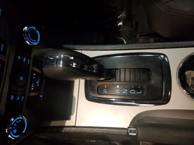 Used 2010 Ford Fusion SE FWD image 24