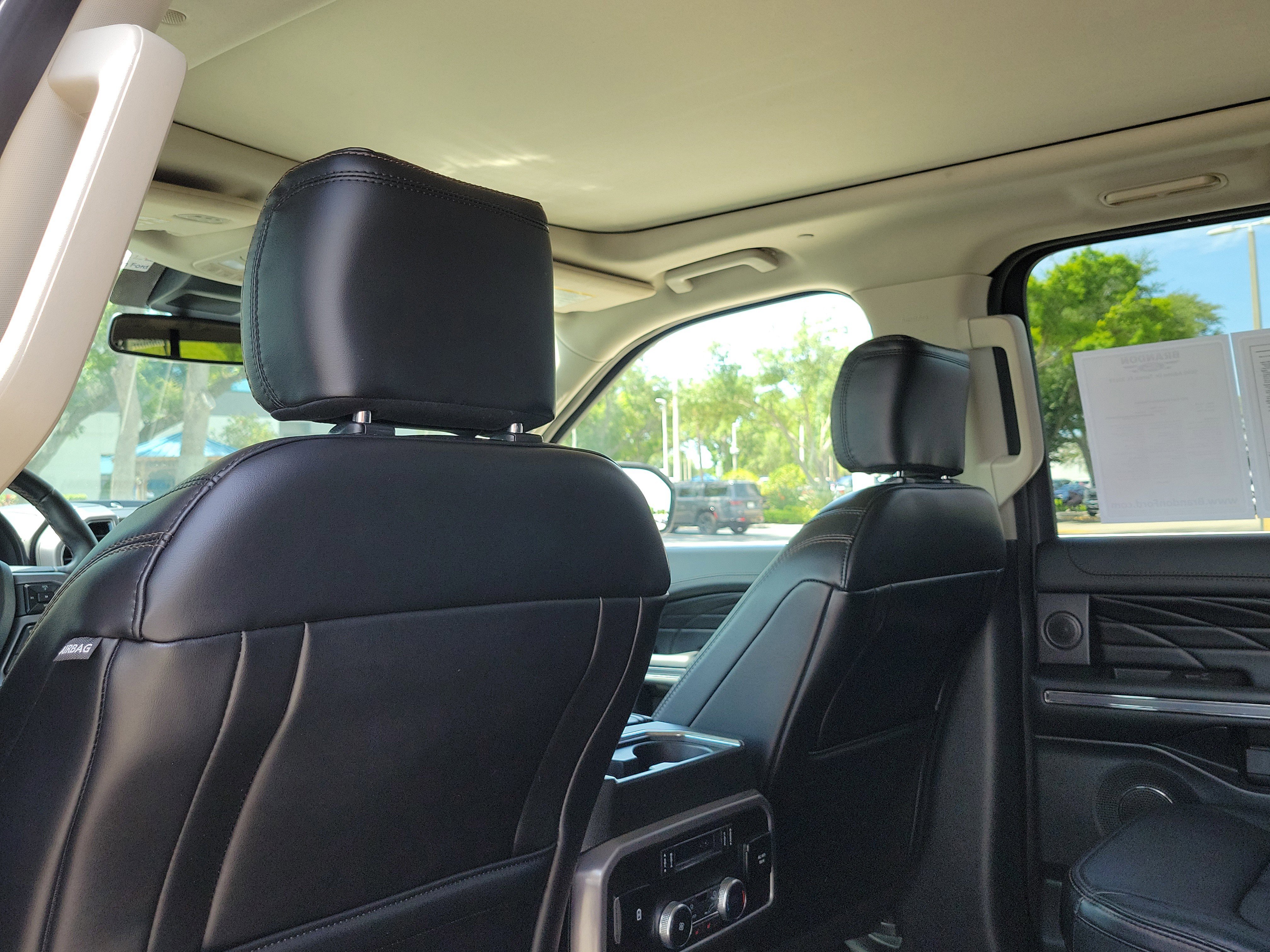 Used 2020 Ford Expedition Platinum image 15