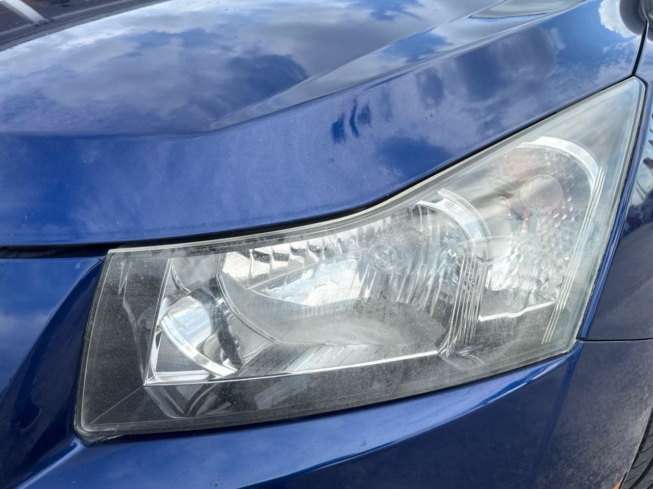 Used 2013 Chevrolet Cruze LS FWD image 47