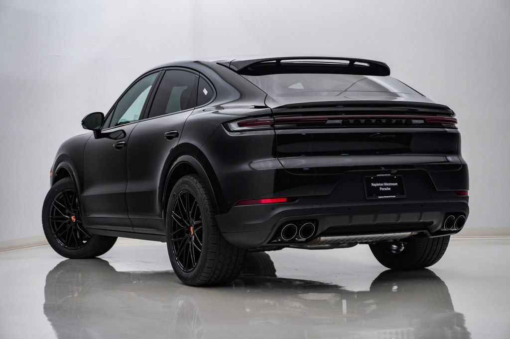 New 2026 Porsche Cayenne Coupe AWD/4WD image 3