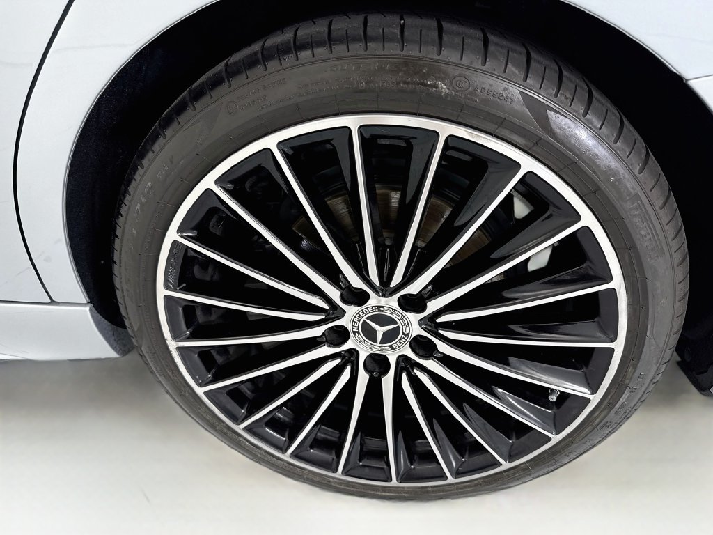 Certified 2025 Mercedes-Benz C 300 Sedan image 30