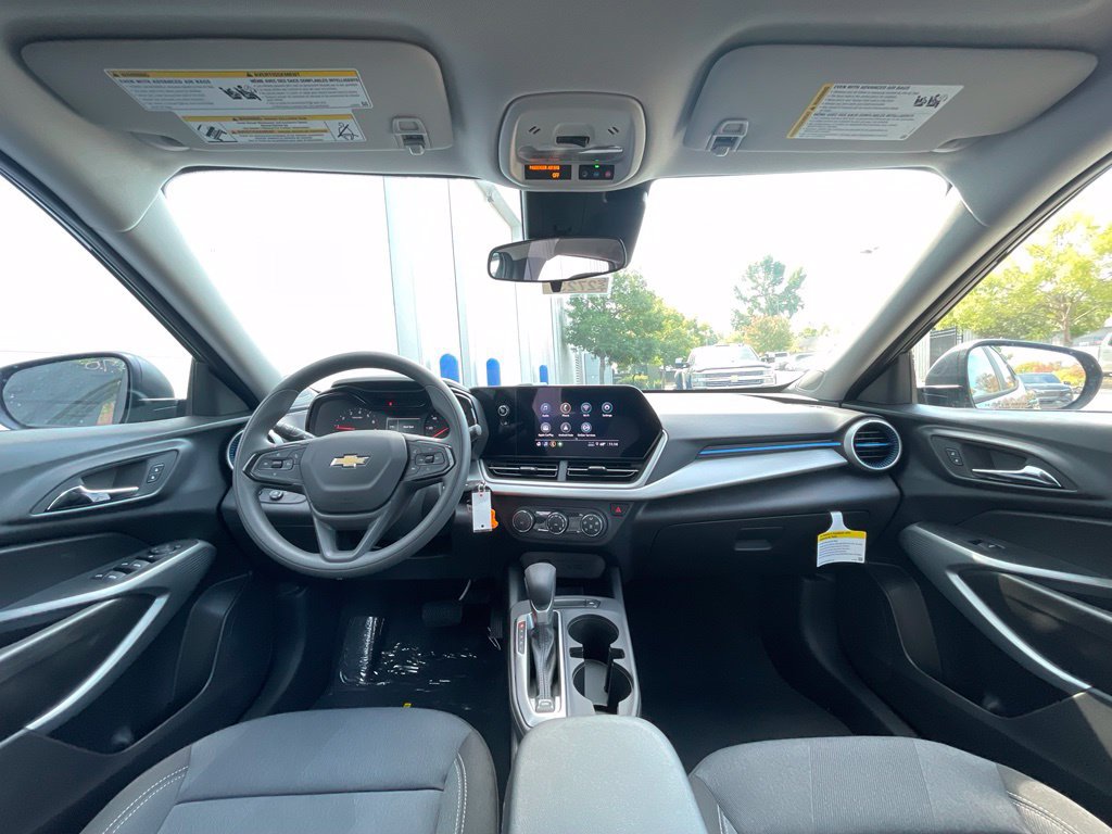 New 2026 Chevrolet Trax LS FWD image 29