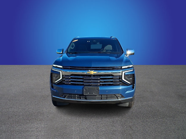 Used 2025 Chevrolet Tahoe Premier AWD/4WD image 2